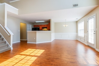 628 Shadow Valley Ct in Lithonia, GA - Building Photo - Building Photo