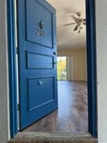 1407 NE 56th St, Unit 201 in Fort Lauderdale, FL - Building Photo