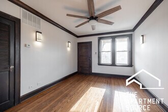 2626 W Devon Ave in Chicago, IL - Foto de edificio - Building Photo