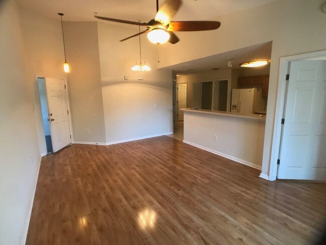 6081 Maggies Cir-Unit -111 in Jacksonville, FL - Building Photo - Building Photo