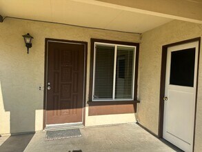 3804 Faberge Way in Sacramento, CA - Building Photo - Building Photo