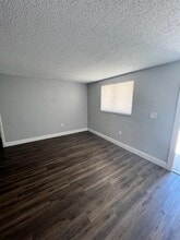 1011 34th Ave W in Bradenton, FL - Building Photo - Building Photo