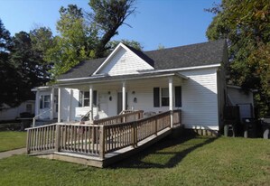 500 Raleigh St, Unit B in Oxford, NC - Building Photo