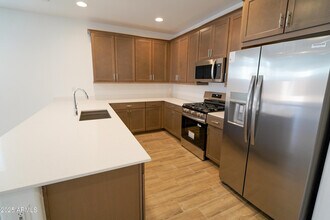 8136 E Petra Ave in Mesa, AZ - Building Photo - Building Photo
