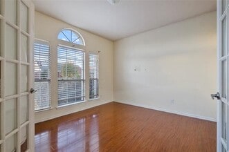 6208 Claire Dr in Fort Worth, TX - Building Photo - Building Photo