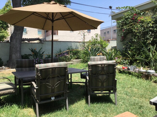 714 S Glenoaks Blvd in Burbank, CA - Building Photo - Building Photo