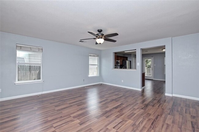 18612 Great Falls Dr in Manor, TX - Building Photo - Building Photo