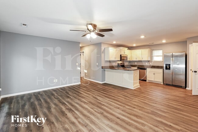 5110 N Bellaire Ave in Kansas City, MO - Building Photo - Building Photo