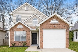 1016 Mansker Dr in Goodlettsville, TN - Building Photo