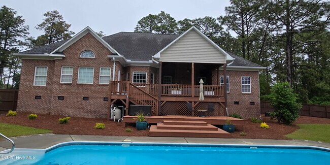 810 Central Dr in Southern Pines, NC - Building Photo - Building Photo