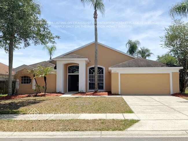 property at 1577 Bay Club Rd