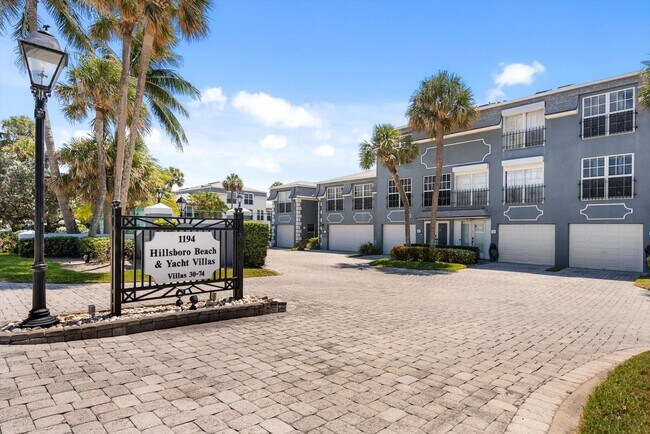 1194 Hillsboro Mile in Hillsboro Beach, FL - Building Photo - Building Photo