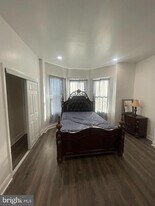 537 E Tulpehocken St in Philadelphia, PA - Building Photo