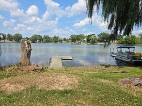 1664 S Newman Rd in Lake Orion, MI - Building Photo - Building Photo