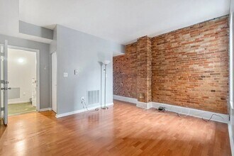 22 W 25th St in Baltimore, MD - Building Photo - Building Photo