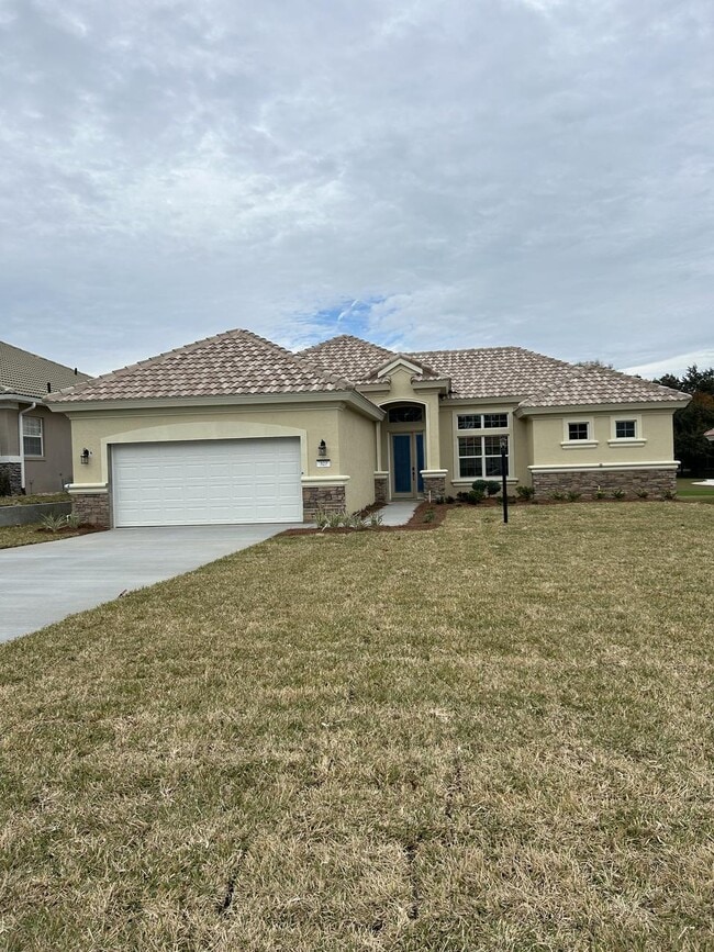 property at 307 W Redsox Path