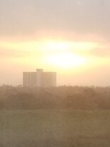 500 Ferry Rd in Galveston, TX - Building Photo