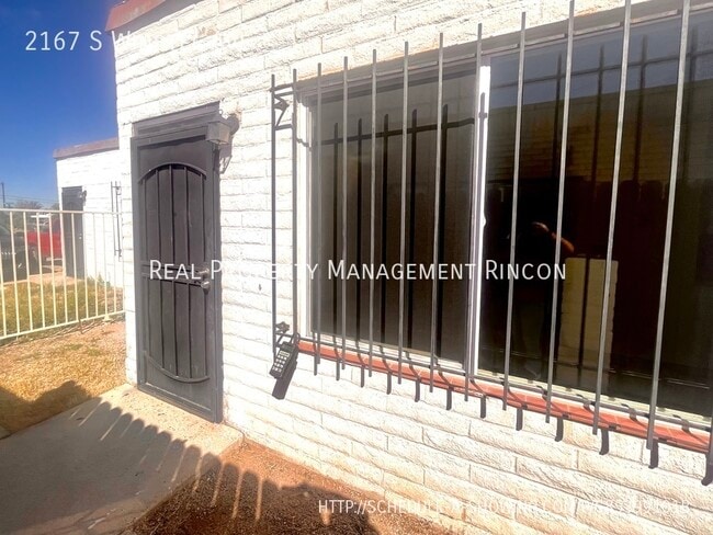 2167 S Winstel Ave in Tucson, AZ - Building Photo - Building Photo