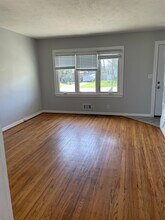 4409 Cavelle Ave in Louisville, KY - Foto de edificio - Building Photo