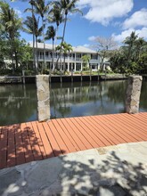 4050 NE 25th Ave in Lighthouse Point, FL - Building Photo - Building Photo