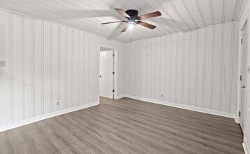 405 12th Ave S in Myrtle Beach, SC - Building Photo - Building Photo