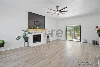 9830 Sugarloaf Dr in San Antonio, TX - Building Photo - Building Photo