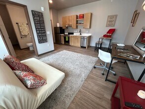 726 W Prospect Rd in Fort Collins, CO - Building Photo - Building Photo