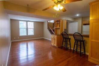 4371 Laclede Ave in St. Louis, MO - Building Photo - Building Photo