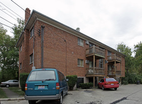 123 E Gahl Ter Apartments