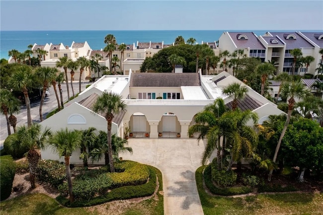 property at 8414 Poinciana Pl