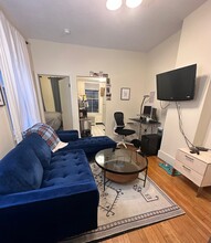 11 Irving St, Unit 2 in Boston, MA - Foto de edificio - Building Photo