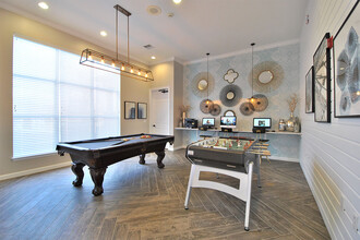 Fairlane Town Center Apartment Homes in Dearborn, MI - Building Photo - Building Photo