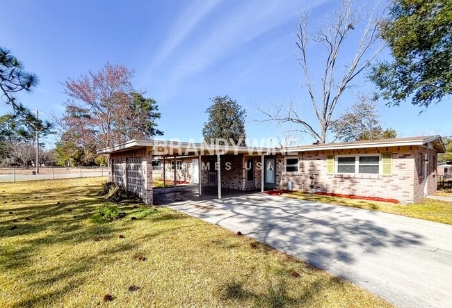 7671 Vale Dr, Unit 202 in Jacksonville, FL - Building Photo - Building Photo