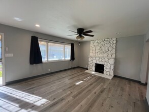 3526 Robertson Ave in Sacramento, CA - Building Photo - Building Photo
