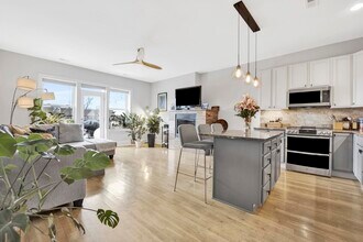 3527 S King Dr in Chicago, IL - Building Photo - Building Photo