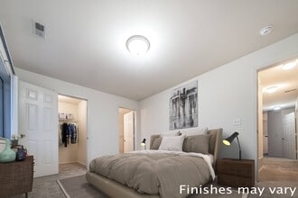 Prairie Lakes Apartments in Peoria, IL - Building Photo - Building Photo