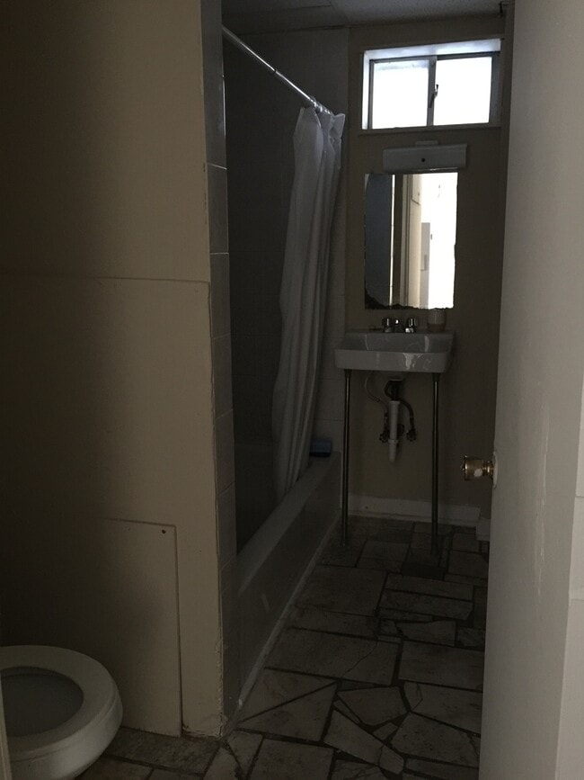 1819 S 22nd St in Philadelphia, PA - Building Photo - Building Photo