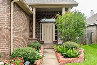 5510 S Denham Ridge Ln in Spring, TX - Building Photo - Building Photo