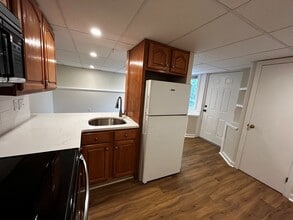 55 Hale St, Unit 55BHaleStreet in Beverly, MA - Building Photo - Building Photo
