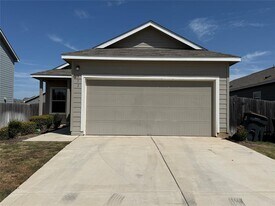 513 Big Rocky Bend in Georgetown, TX - Building Photo