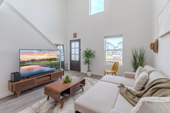 property at 16755 N Marie Vlg Dr