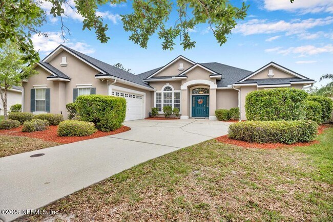 property at 624 Headwaters Ln