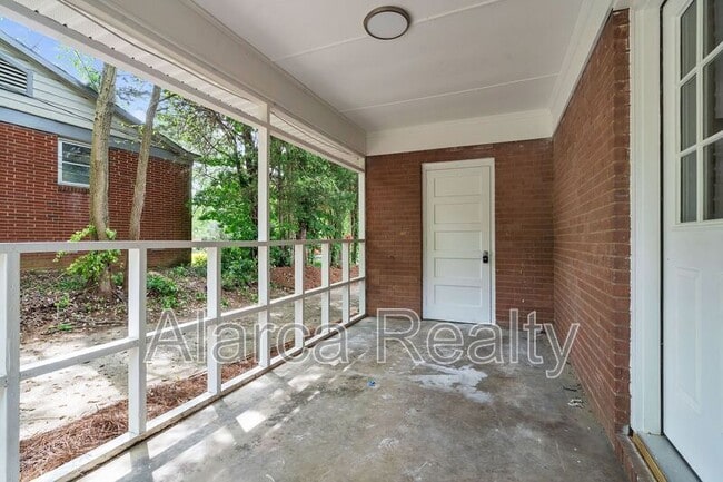 3733 Manchester Dr in Charlotte, NC - Building Photo - Building Photo