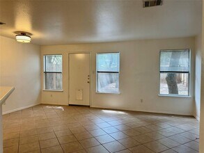 9610 Nightjar Dr in Austin, TX - Building Photo - Building Photo