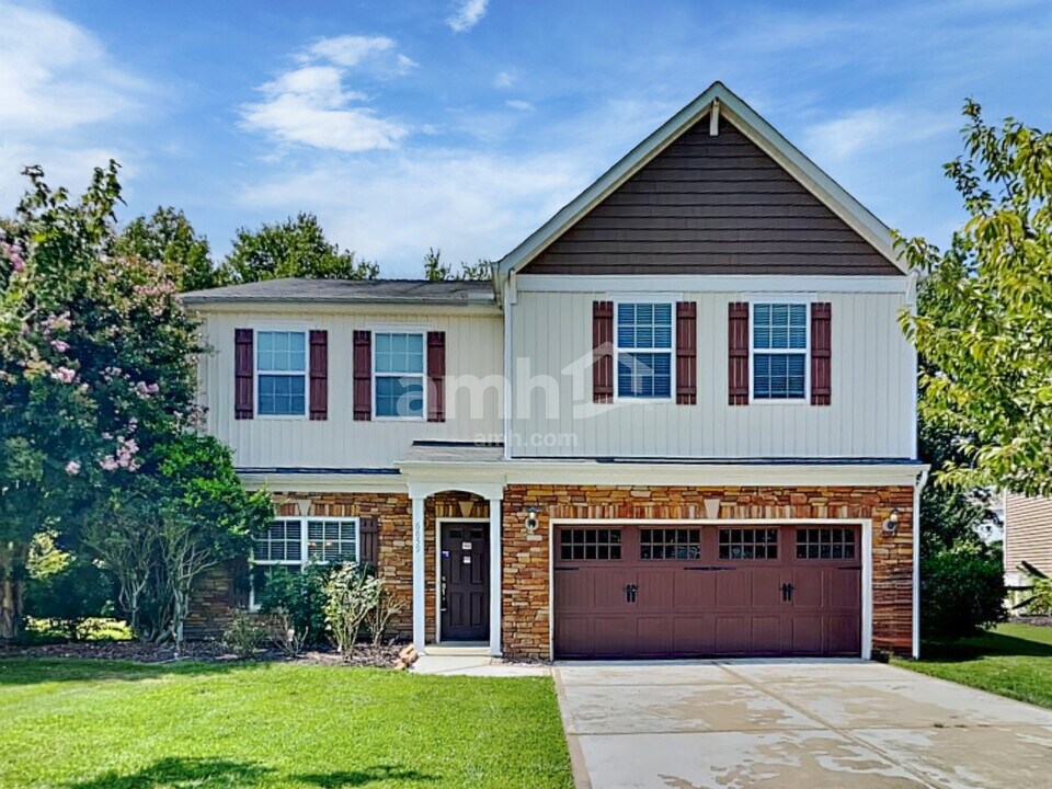 6859 Coopers Hawk Trl in Wendell, NC - Building Photo