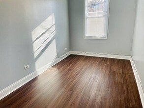 1617 W Superior St in Chicago, IL - Building Photo - Building Photo