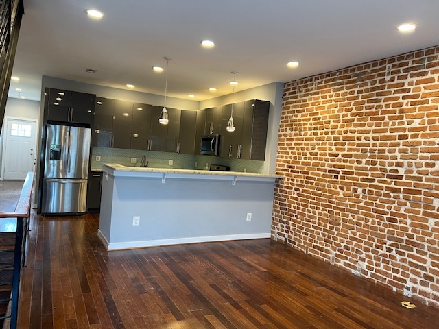 37 T St NE in Washington, DC - Building Photo