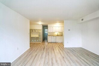 4616 Silverwood St in Philadelphia, PA - Building Photo - Building Photo