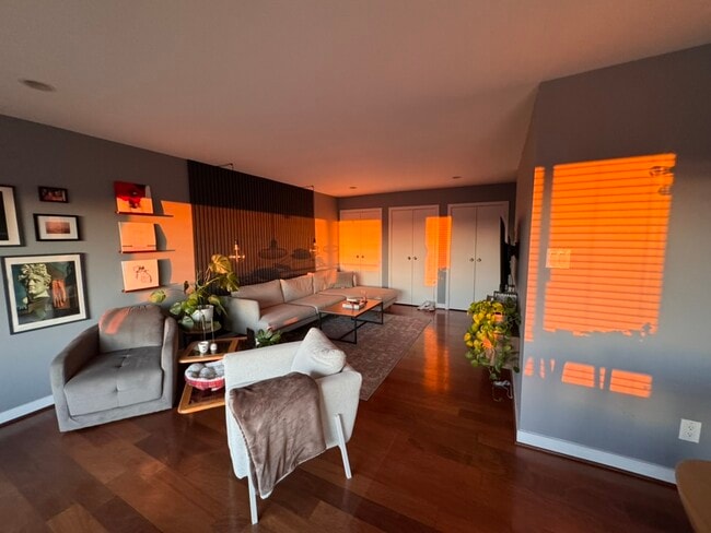 property at 6001 Arlington Blvd