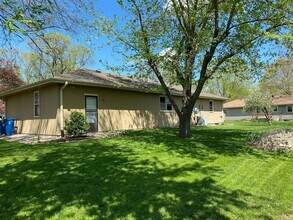 203 W 1 St in Kearney, MO - Building Photo - Building Photo